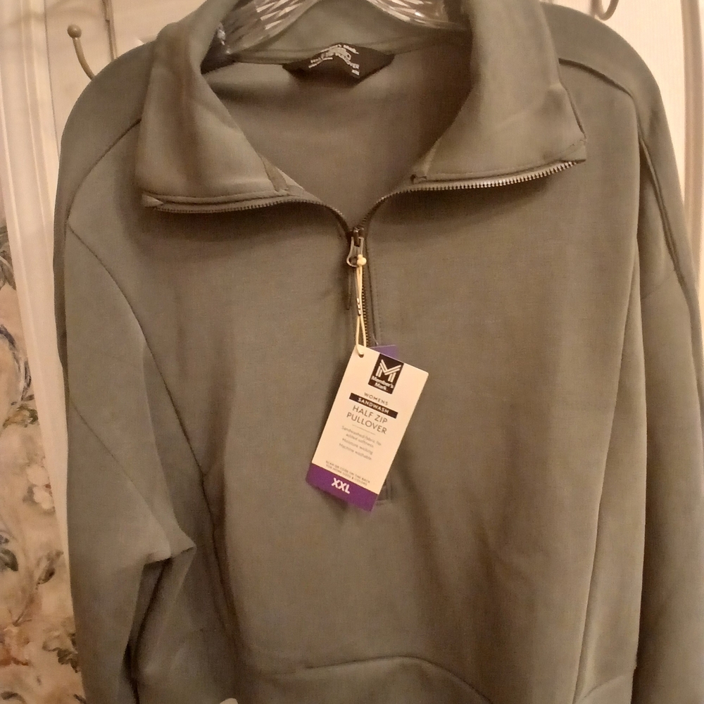NWT Women's Olive Green Pullover Sweater